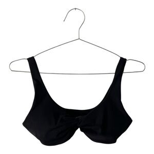 BuffBunny Black Sports Bra Women’s Small Like New Athletic Lifting Workout